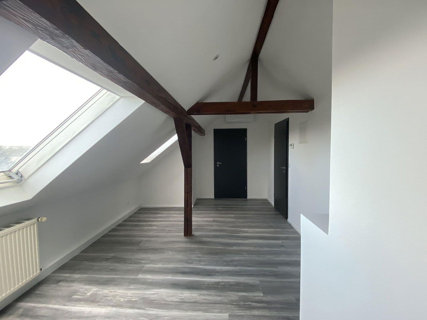 Predaj bytu 3-izbový 105 m², Schloßborner Straße 2, Frankfurt, Hesensko Predaj bytu 3-izbový 105 m², Schloßborner Straße 2, Frankfurt, Hesensko