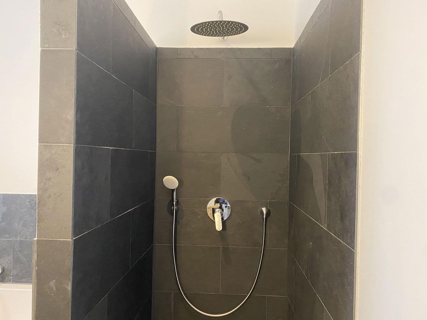 Predaj bytu 3-izbový 105 m², Schloßborner Straße 2, Frankfurt, Hesensko Predaj bytu 3-izbový 105 m², Schloßborner Straße 2, Frankfurt, Hesensko