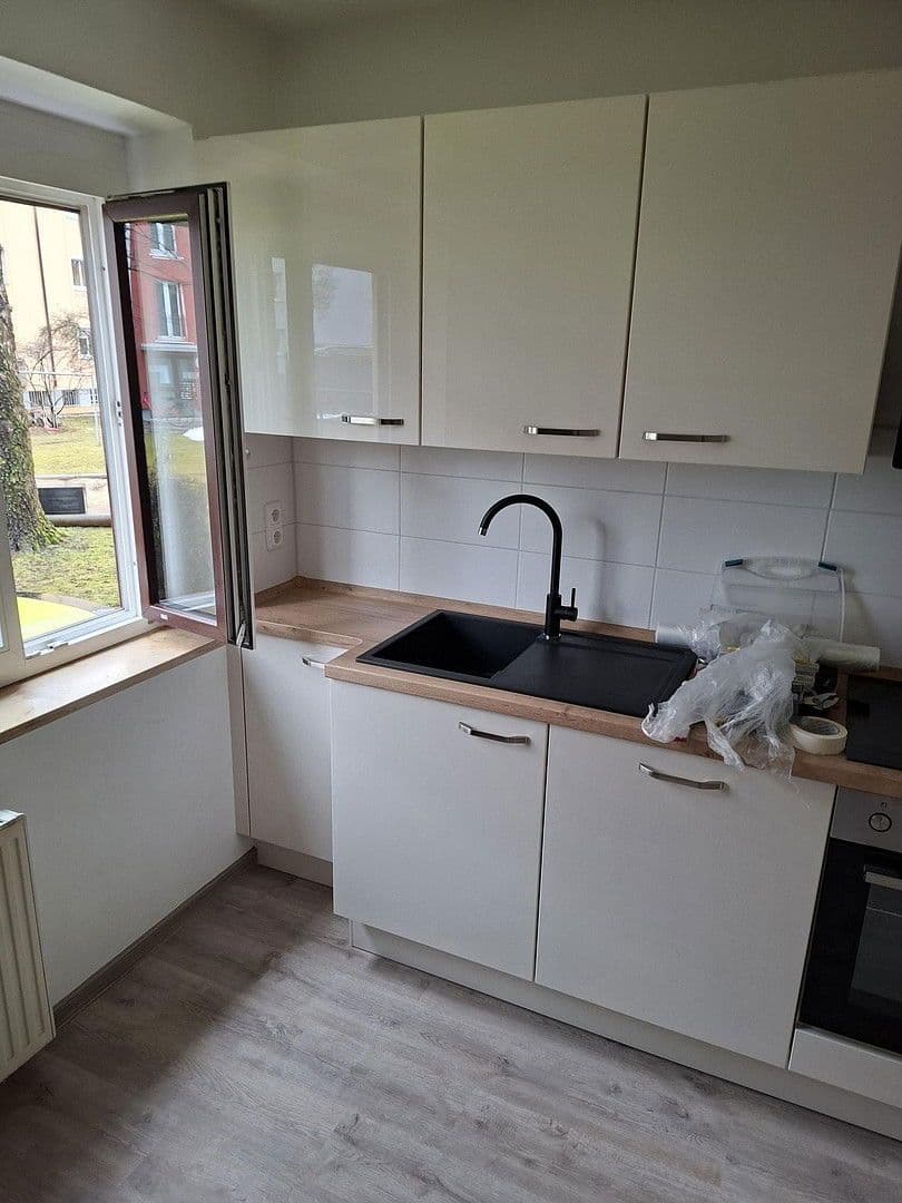 Prenájom bytu 2-izbový 54 m², Hofackerstraße 34c, Augsburg-Haunsttn.,-Siebenbr., Bavorsko Prenájom bytu 2-izbový 54 m², Hofackerstraße 34c, Augsburg-Haunsttn.,-Siebenbr., Bavorsko