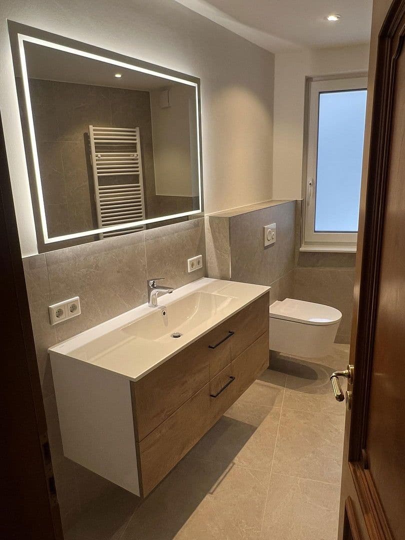 Prenájom domu 161 m², pozemek 1.000 m², Hamburg, Hamburg Prenájom domu 161 m², pozemek 1.000 m², Hamburg, Hamburg