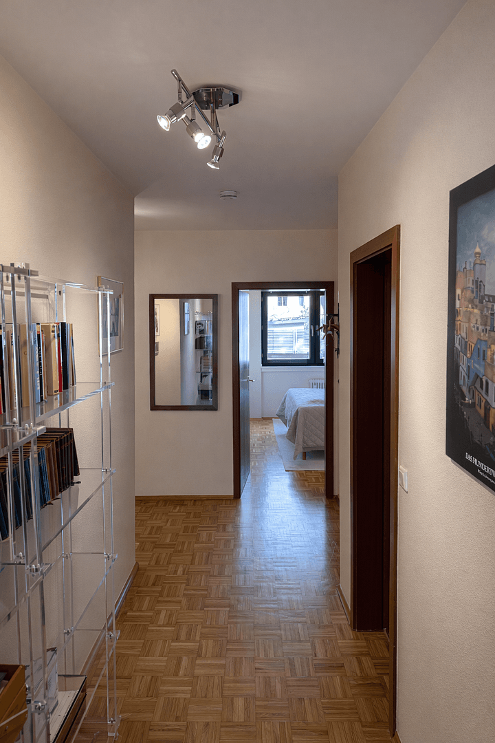 Prenájom bytu 2-izbový 68 m², Offenbachstr. 4, Bonn, Severné Porýnie - Westfálsko Prenájom bytu 2-izbový 68 m², Offenbachstr. 4, Bonn, Severné Porýnie - Westfálsko