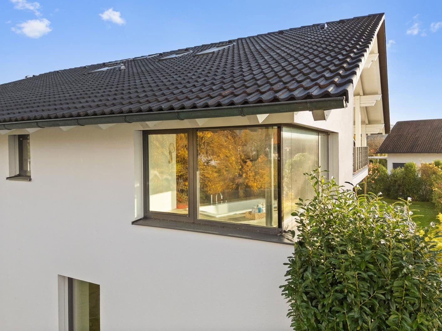 Predaj domu 303 m², pozemek 1.035 m², Bürgermeister-Huber-Straße 21, Loiching, Bavorsko Predaj domu 303 m², pozemek 1.035 m², Bürgermeister-Huber-Straße 21, Loiching, Bavorsko