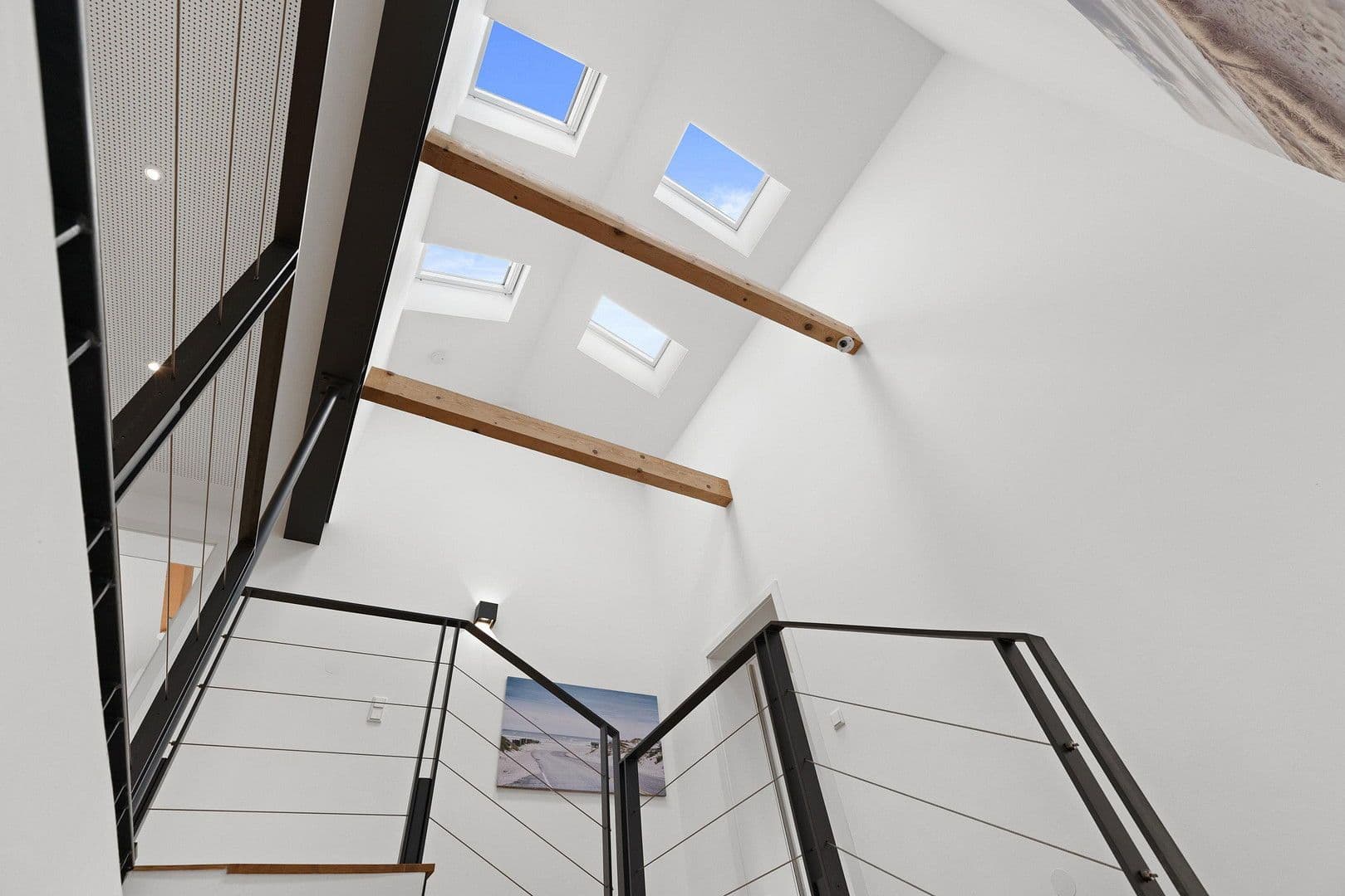 Predaj domu 303 m², pozemek 1.035 m², Bürgermeister-Huber-Straße 21, Loiching, Bavorsko Predaj domu 303 m², pozemek 1.035 m², Bürgermeister-Huber-Straße 21, Loiching, Bavorsko