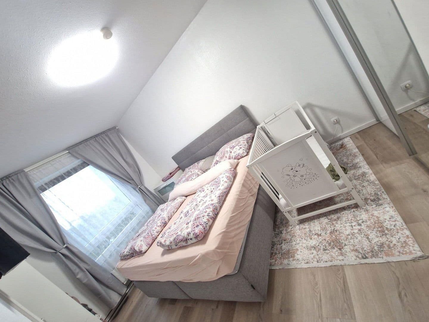 Predaj bytu 4-izbový 83 m², Geschwister-Scholl-Straße 15, Wiesbaden, Hesensko Predaj bytu 4-izbový 83 m², Geschwister-Scholl-Straße 15, Wiesbaden, Hesensko