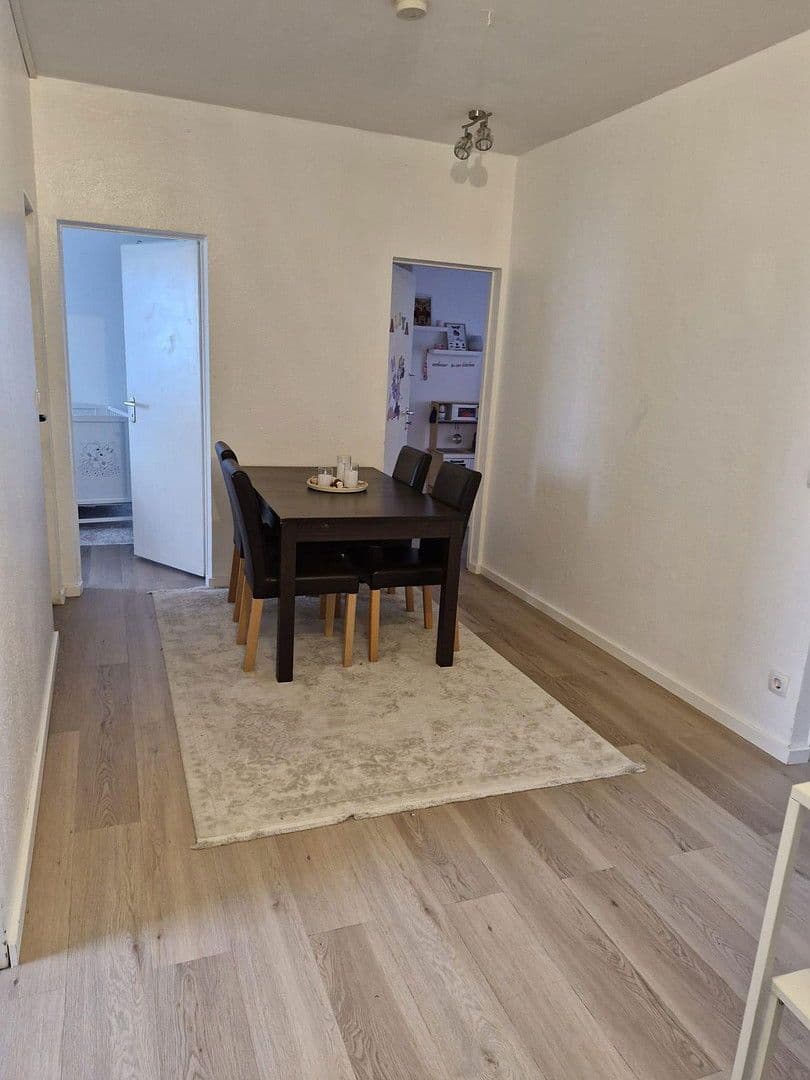 Predaj bytu 4-izbový 83 m², Geschwister-Scholl-Straße 15, Wiesbaden, Hesensko Predaj bytu 4-izbový 83 m², Geschwister-Scholl-Straße 15, Wiesbaden, Hesensko