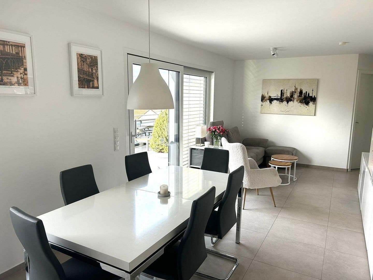 Prenájom bytu 4-izbový 106 m², Kennedystraße 96, Maintal, Hesensko Prenájom bytu 4-izbový 106 m², Kennedystraße 96, Maintal, Hesensko