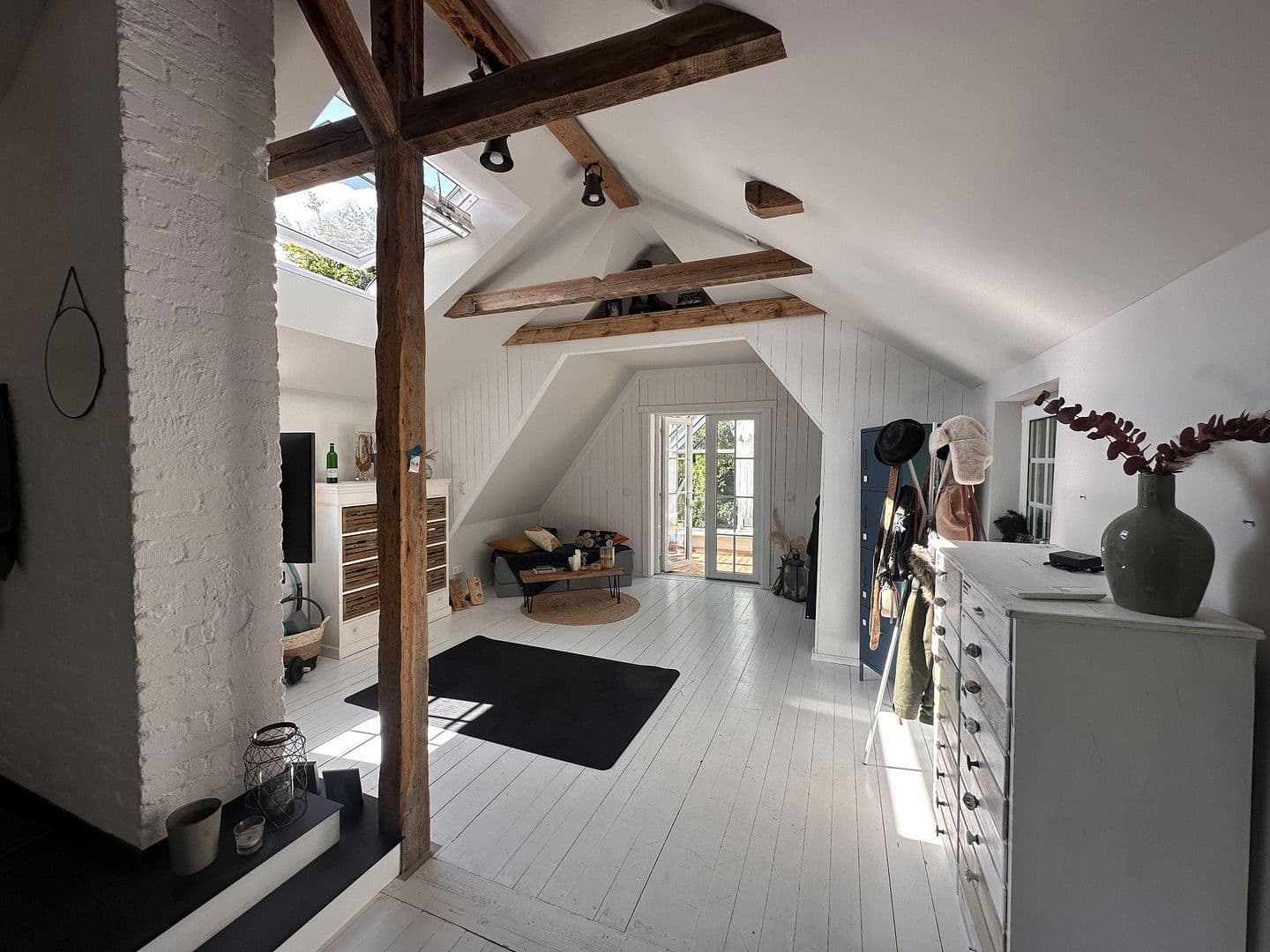 Predaj domu 132 m², pozemek 888 m², Berlin, Berlín Predaj domu 132 m², pozemek 888 m², Berlin, Berlín