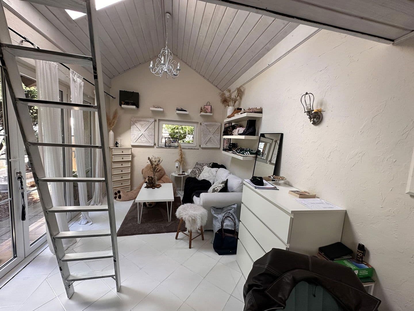 Predaj domu 132 m², pozemek 888 m², Berlin, Berlín Predaj domu 132 m², pozemek 888 m², Berlin, Berlín