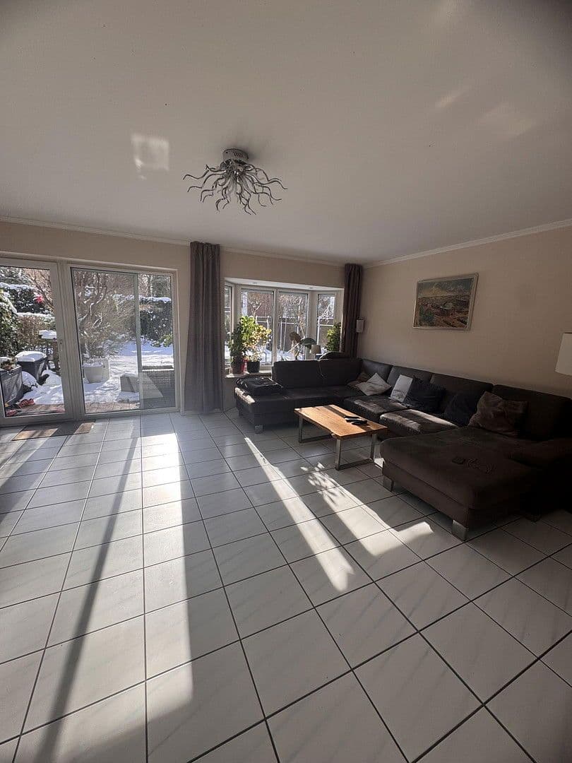 Predaj domu 140 m², pozemek 550 m², Hamburg, Hamburg Predaj domu 140 m², pozemek 550 m², Hamburg, Hamburg