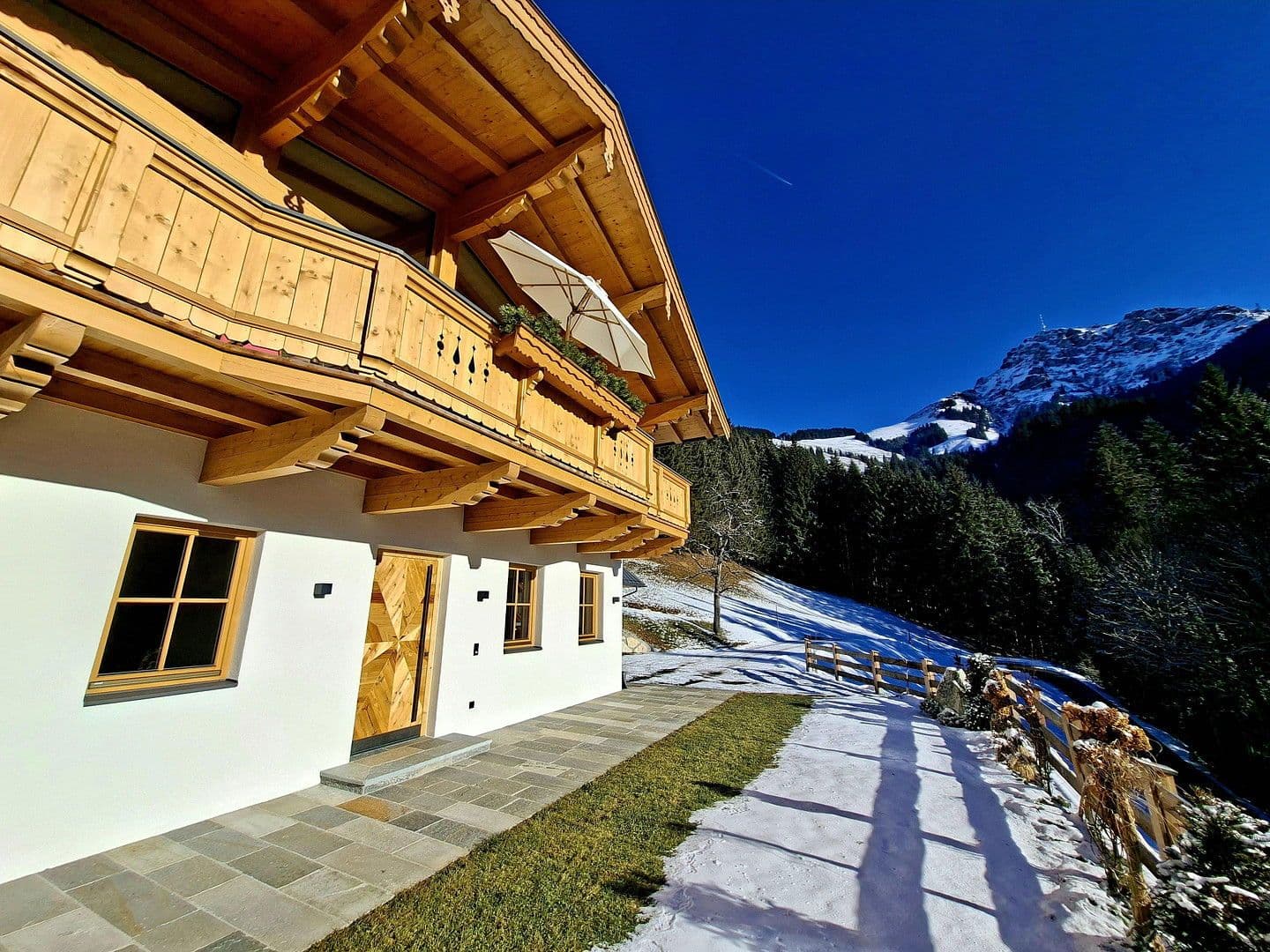 Prenájom bytu 2-izbový 57 m², Hornweg 3, Oberndorf in Tirol, Tirolsko Prenájom bytu 2-izbový 57 m², Hornweg 3, Oberndorf in Tirol, Tirolsko