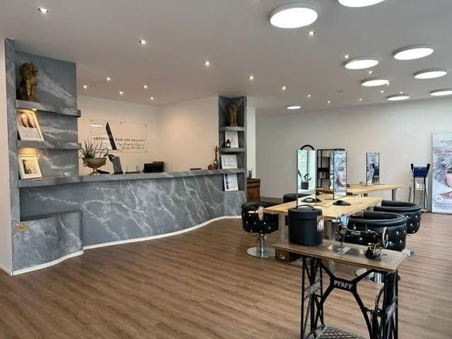 Prenájom kancelárie 111 m², Singen (Hohentwiel), Bádensko-Wurttembersko Prenájom kancelárie 111 m², Singen (Hohentwiel), Bádensko-Wurttembersko