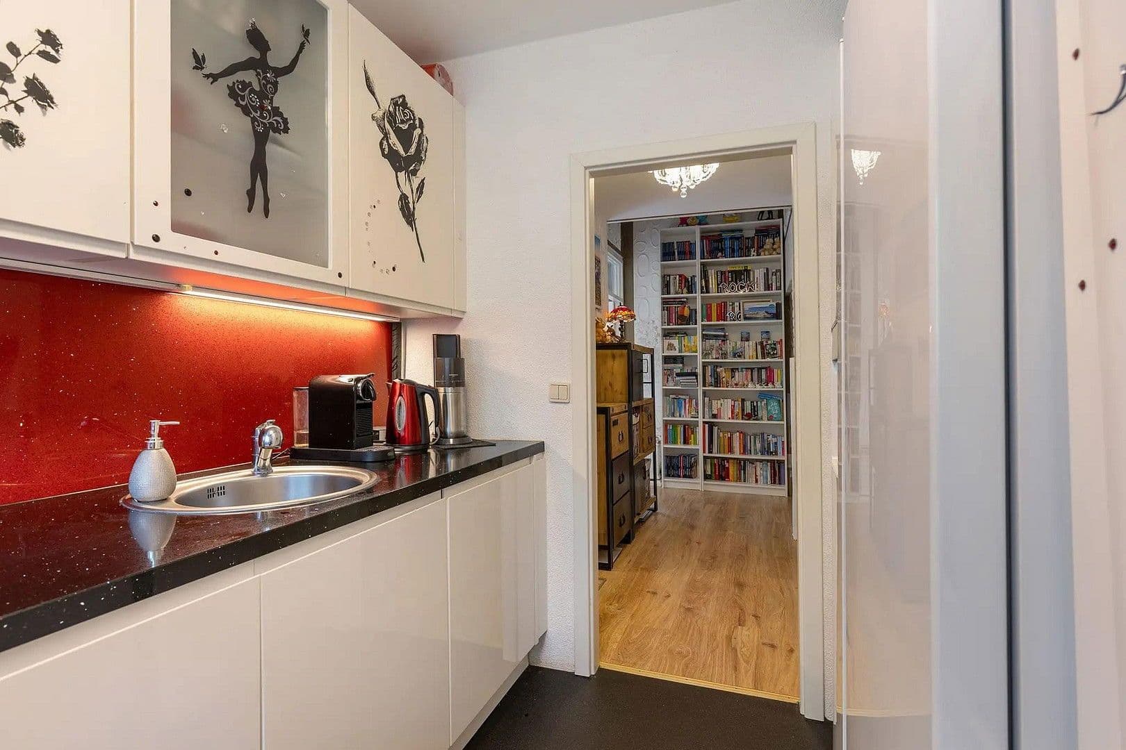 Predaj bytu 3-izbový 79 m², Alt-Lankwitz 36, Berlin, Berlín Predaj bytu 3-izbový 79 m², Alt-Lankwitz 36, Berlin, Berlín