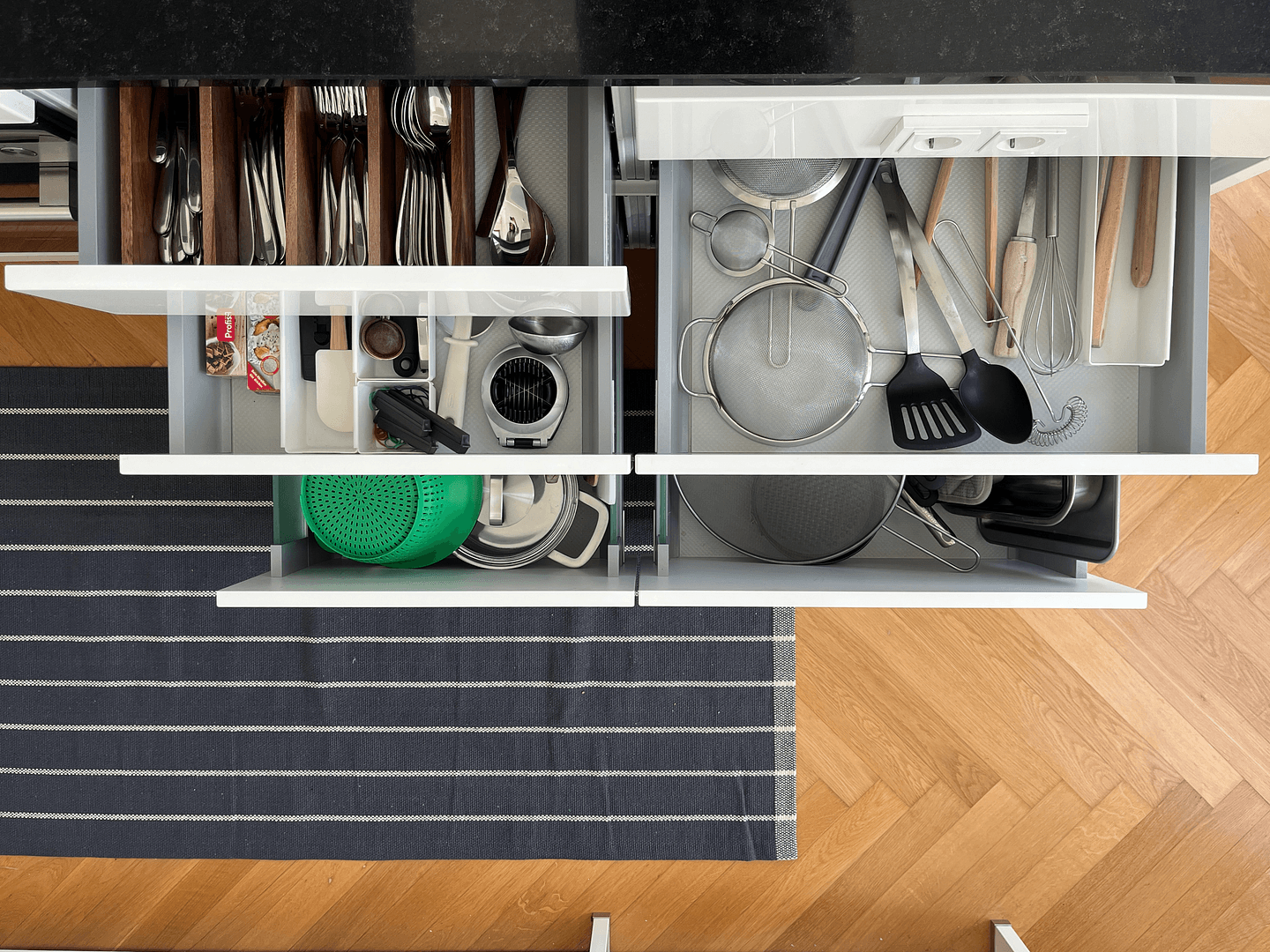 Prenájom bytu 3-izbový 120 m², Berlin, Berlín Prenájom bytu 3-izbový 120 m², Berlin, Berlín