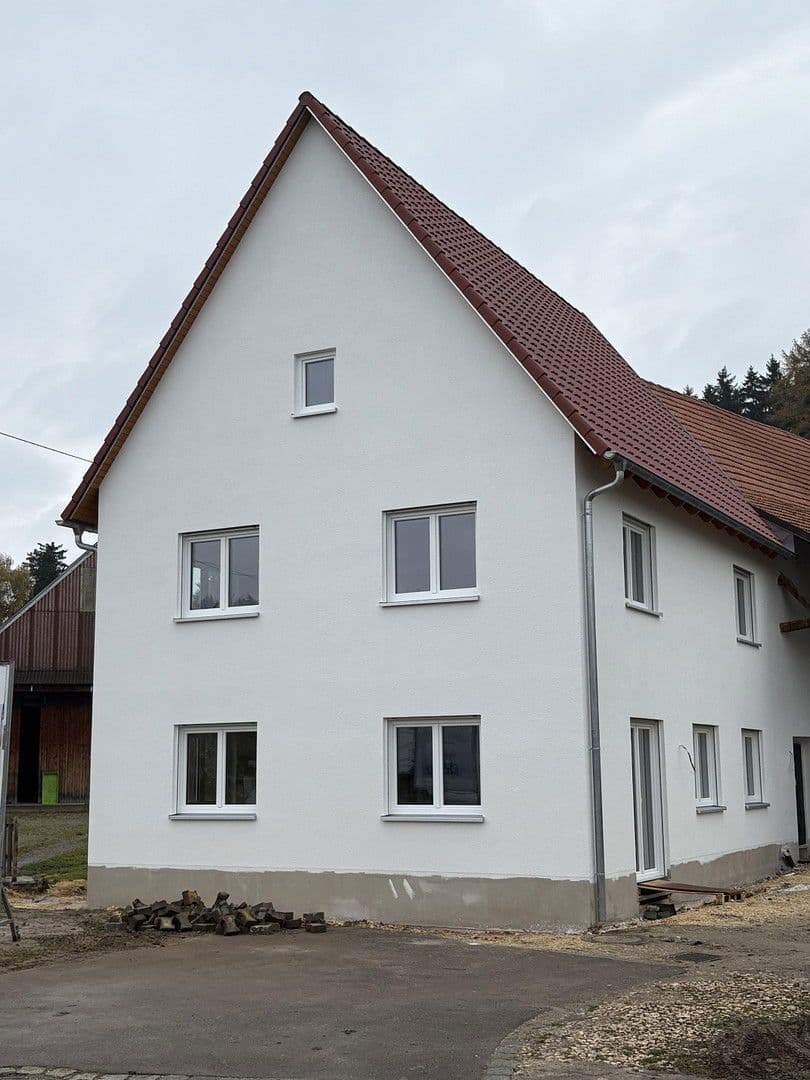 Prenájom domu 135 m², pozemek 1.300 m², Dürrlauingen, Bavorsko Prenájom domu 135 m², pozemek 1.300 m², Dürrlauingen, Bavorsko