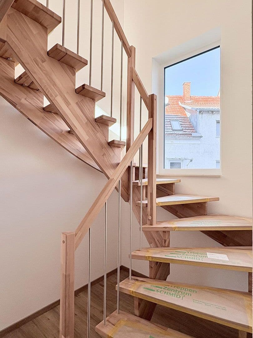 Prenájom domu 135 m², pozemek 1.300 m², Dürrlauingen, Bavorsko Prenájom domu 135 m², pozemek 1.300 m², Dürrlauingen, Bavorsko