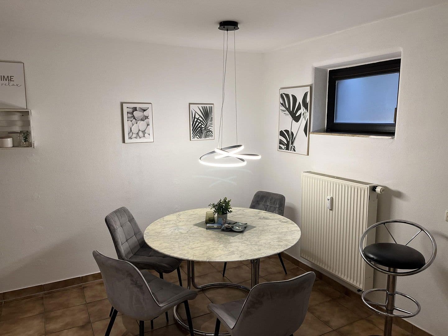 Prenájom bytu 2-izbový 67 m², Heroldsbach, Bavorsko Prenájom bytu 2-izbový 67 m², Heroldsbach, Bavorsko