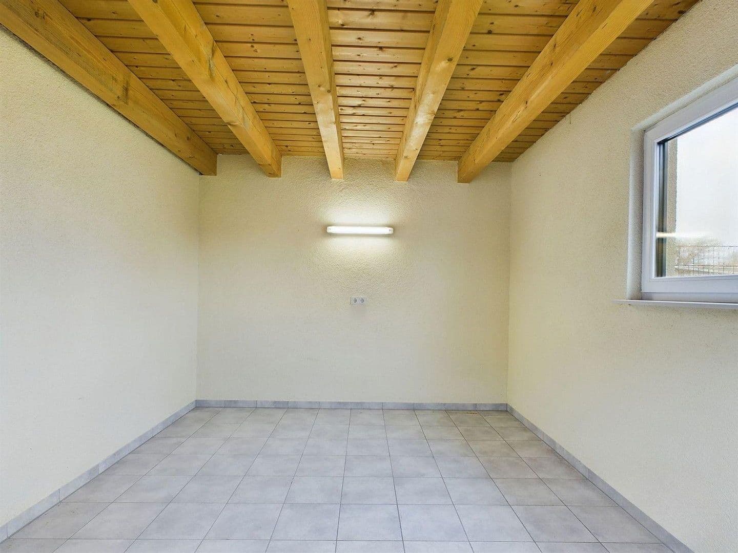 Predaj domu 182 m², pozemek 802 m², Konken, Porýnie-Falcko Predaj domu 182 m², pozemek 802 m², Konken, Porýnie-Falcko