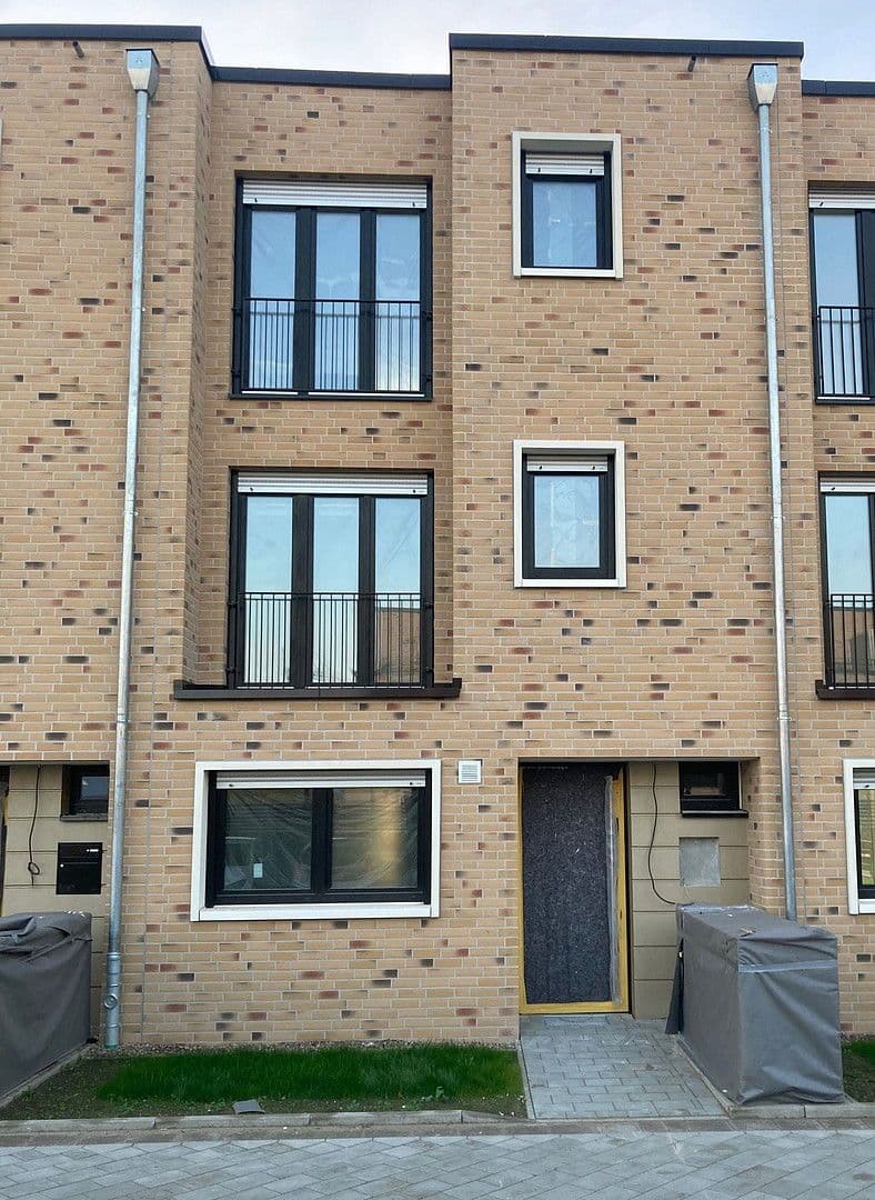 Prenájom domu 148 m², pozemek 142 m², Osnabrück, Dolné Sasko Prenájom domu 148 m², pozemek 142 m², Osnabrück, Dolné Sasko