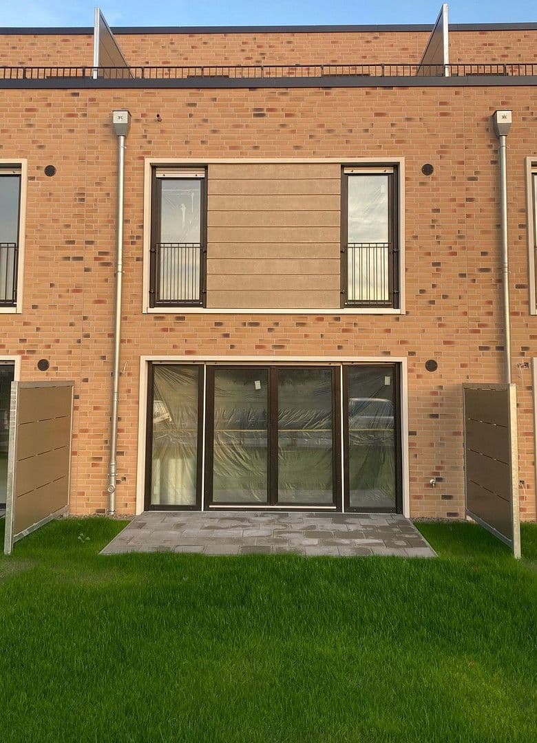 Prenájom domu 148 m², pozemek 142 m², Osnabrück, Dolné Sasko Prenájom domu 148 m², pozemek 142 m², Osnabrück, Dolné Sasko