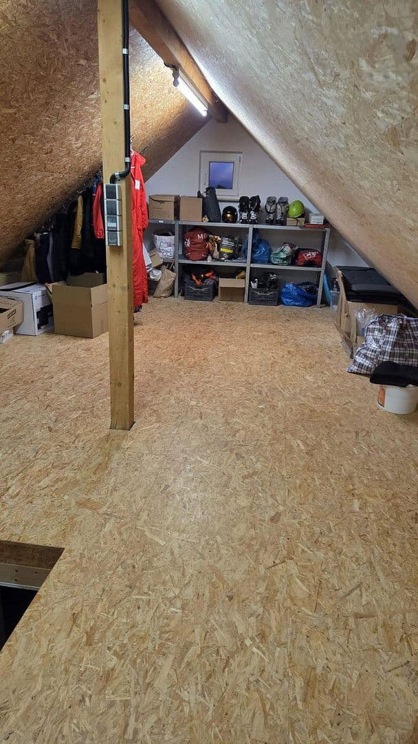 Predaj domu 150 m², pozemek 910 m², Künzelsau, Bádensko-Wurttembersko Predaj domu 150 m², pozemek 910 m², Künzelsau, Bádensko-Wurttembersko