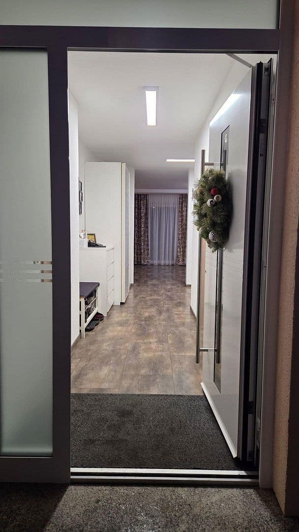 Predaj domu 150 m², pozemek 910 m², Künzelsau, Bádensko-Wurttembersko Predaj domu 150 m², pozemek 910 m², Künzelsau, Bádensko-Wurttembersko