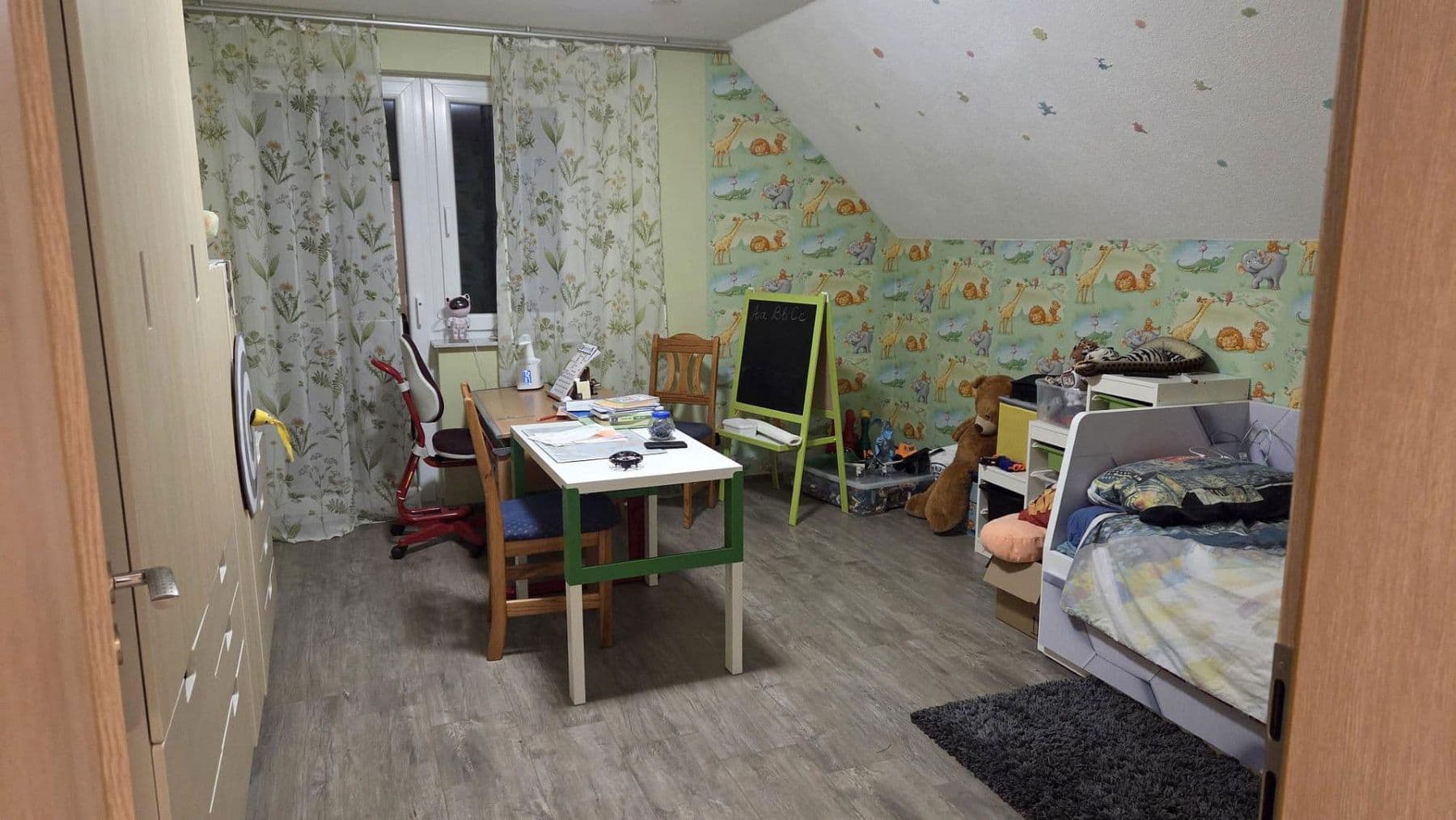 Predaj domu 150 m², pozemek 910 m², Künzelsau, Bádensko-Wurttembersko Predaj domu 150 m², pozemek 910 m², Künzelsau, Bádensko-Wurttembersko