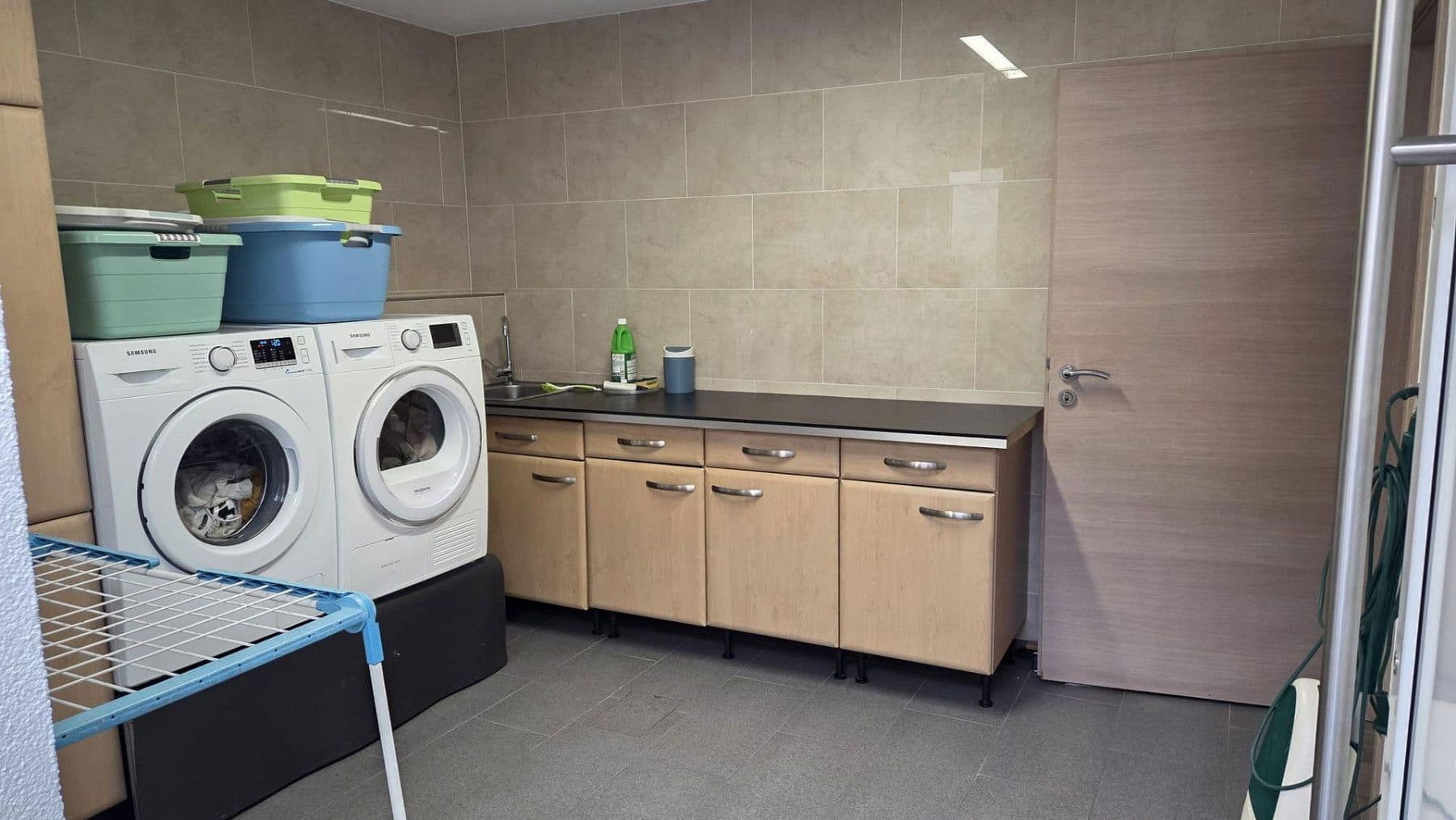 Predaj domu 150 m², pozemek 910 m², Künzelsau, Bádensko-Wurttembersko Predaj domu 150 m², pozemek 910 m², Künzelsau, Bádensko-Wurttembersko