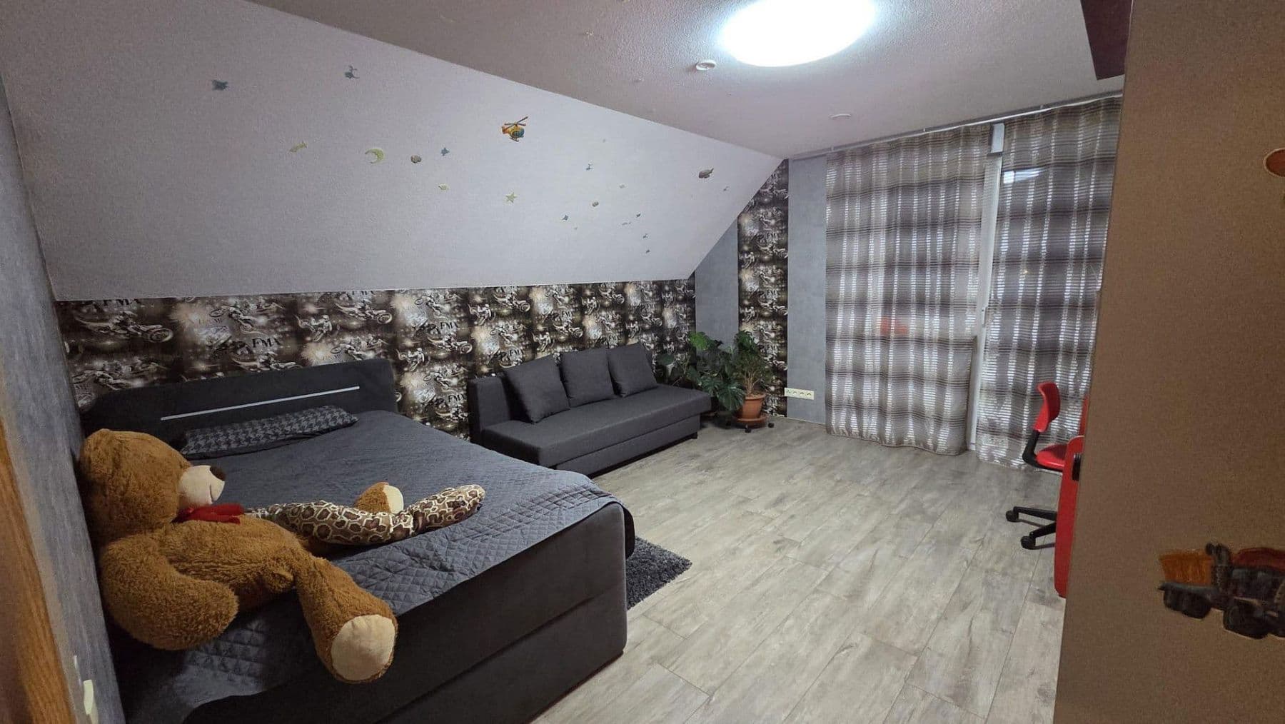 Predaj domu 150 m², pozemek 910 m², Künzelsau, Bádensko-Wurttembersko Predaj domu 150 m², pozemek 910 m², Künzelsau, Bádensko-Wurttembersko