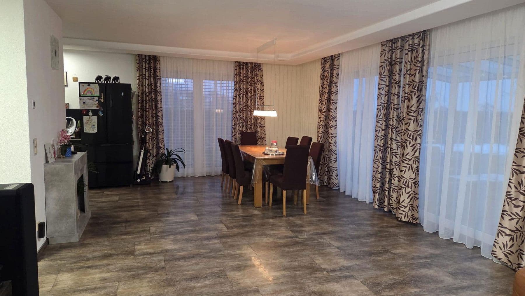 Predaj domu 150 m², pozemek 910 m², Künzelsau, Bádensko-Wurttembersko Predaj domu 150 m², pozemek 910 m², Künzelsau, Bádensko-Wurttembersko