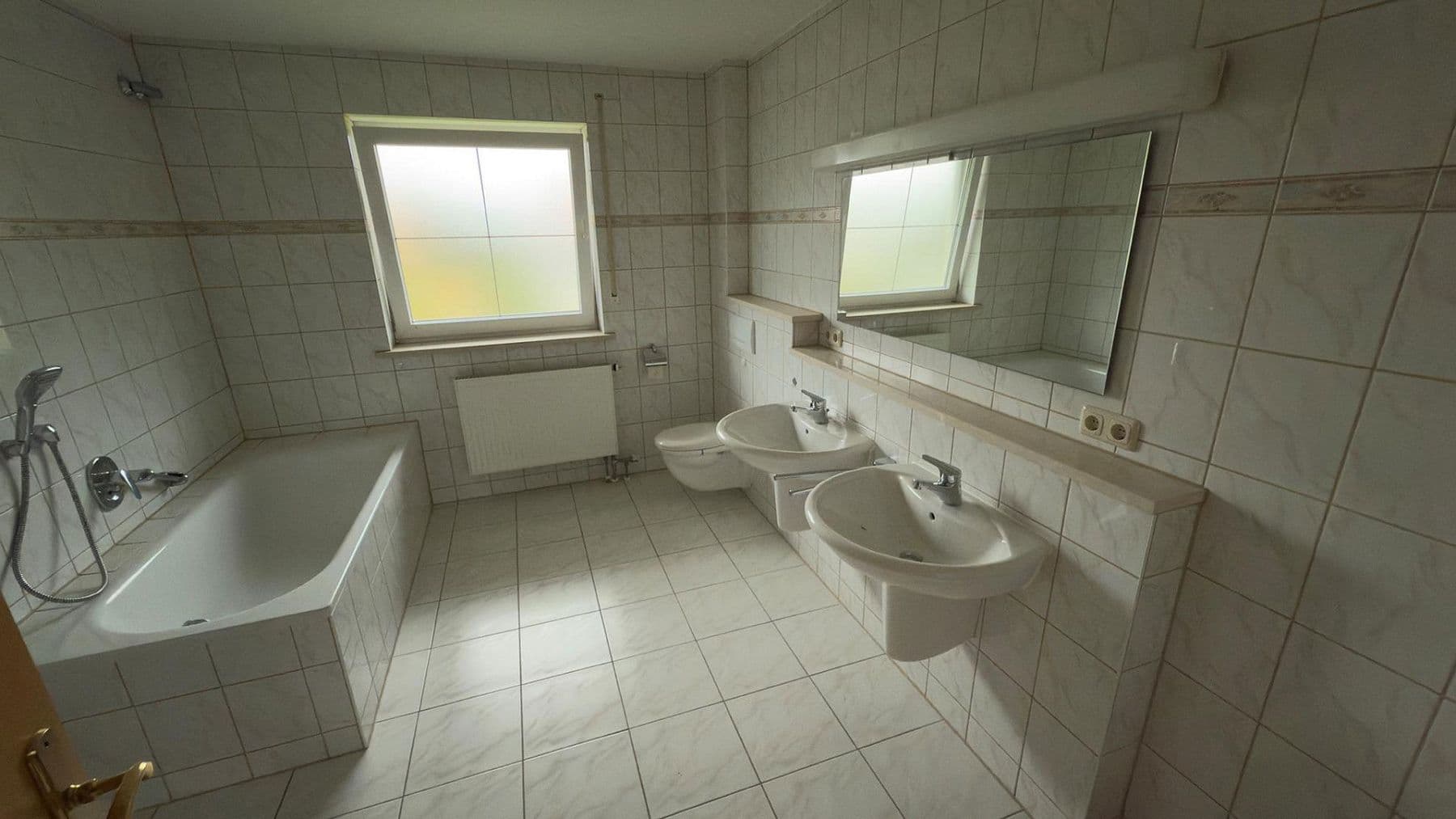 Predaj domu 240 m², pozemek 740 m², Bliensbacherstr. 19, Wertingen, Bavorsko Predaj domu 240 m², pozemek 740 m², Bliensbacherstr. 19, Wertingen, Bavorsko