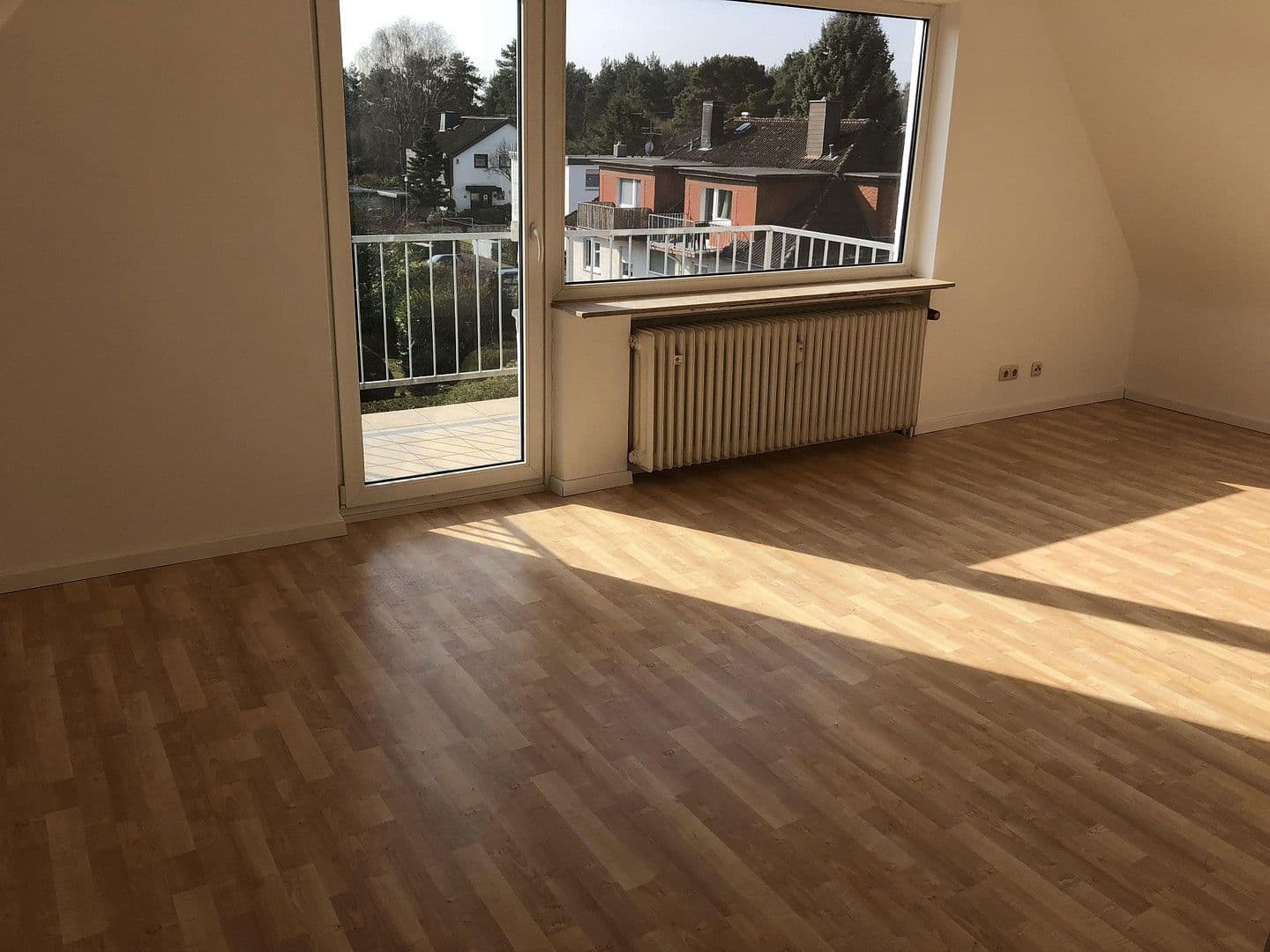 Prenájom bytu 3-izbový 62 m², Rödermark, Hesensko Prenájom bytu 3-izbový 62 m², Rödermark, Hesensko