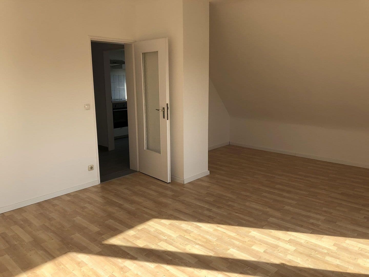 Prenájom bytu 3-izbový 62 m², Rödermark, Hesensko Prenájom bytu 3-izbový 62 m², Rödermark, Hesensko
