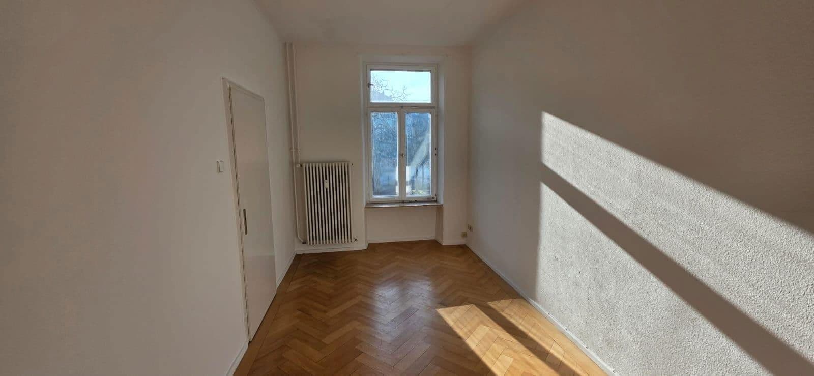 Prenájom kancelárie 112 m², Stephanienstraße 88, Karlsruhe, Bádensko-Wurttembersko Prenájom kancelárie 112 m², Stephanienstraße 88, Karlsruhe, Bádensko-Wurttembersko