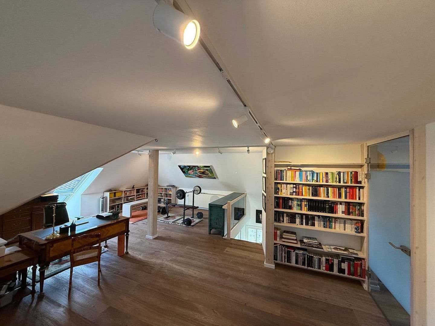 Predaj domu 210 m², pozemek 953 m², Storkow (Mark), Brandenbursko Predaj domu 210 m², pozemek 953 m², Storkow (Mark), Brandenbursko