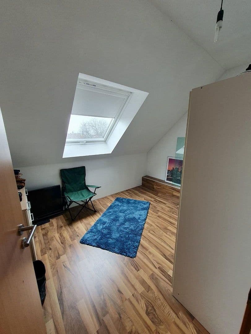 Predaj domu 220 m², pozemek 338 m², Baltmannsweiler, Bádensko-Wurttembersko Predaj domu 220 m², pozemek 338 m², Baltmannsweiler, Bádensko-Wurttembersko