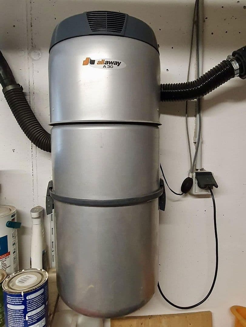 Predaj domu 220 m², pozemek 338 m², Baltmannsweiler, Bádensko-Wurttembersko Predaj domu 220 m², pozemek 338 m², Baltmannsweiler, Bádensko-Wurttembersko