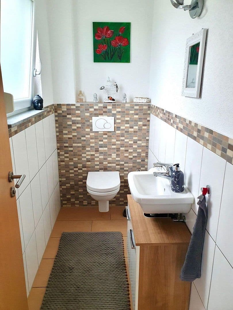 Predaj domu 220 m², pozemek 338 m², Baltmannsweiler, Bádensko-Wurttembersko Predaj domu 220 m², pozemek 338 m², Baltmannsweiler, Bádensko-Wurttembersko