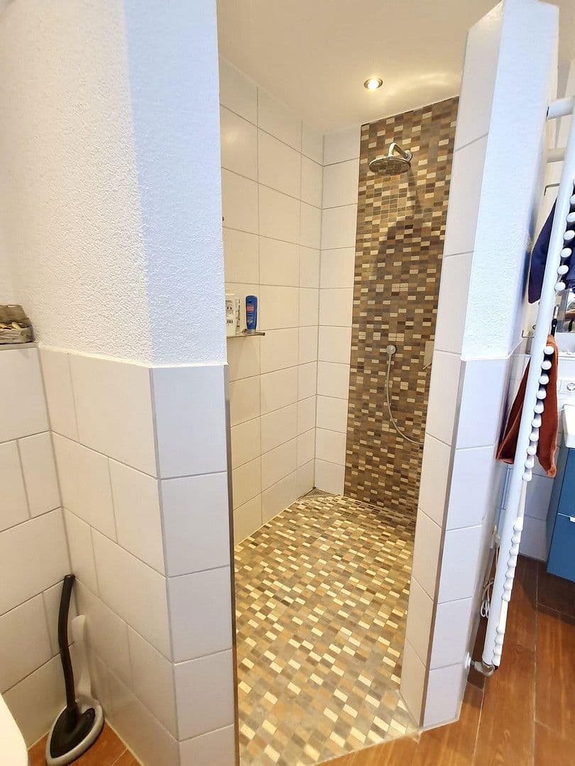 Predaj domu 220 m², pozemek 338 m², Baltmannsweiler, Bádensko-Wurttembersko Predaj domu 220 m², pozemek 338 m², Baltmannsweiler, Bádensko-Wurttembersko