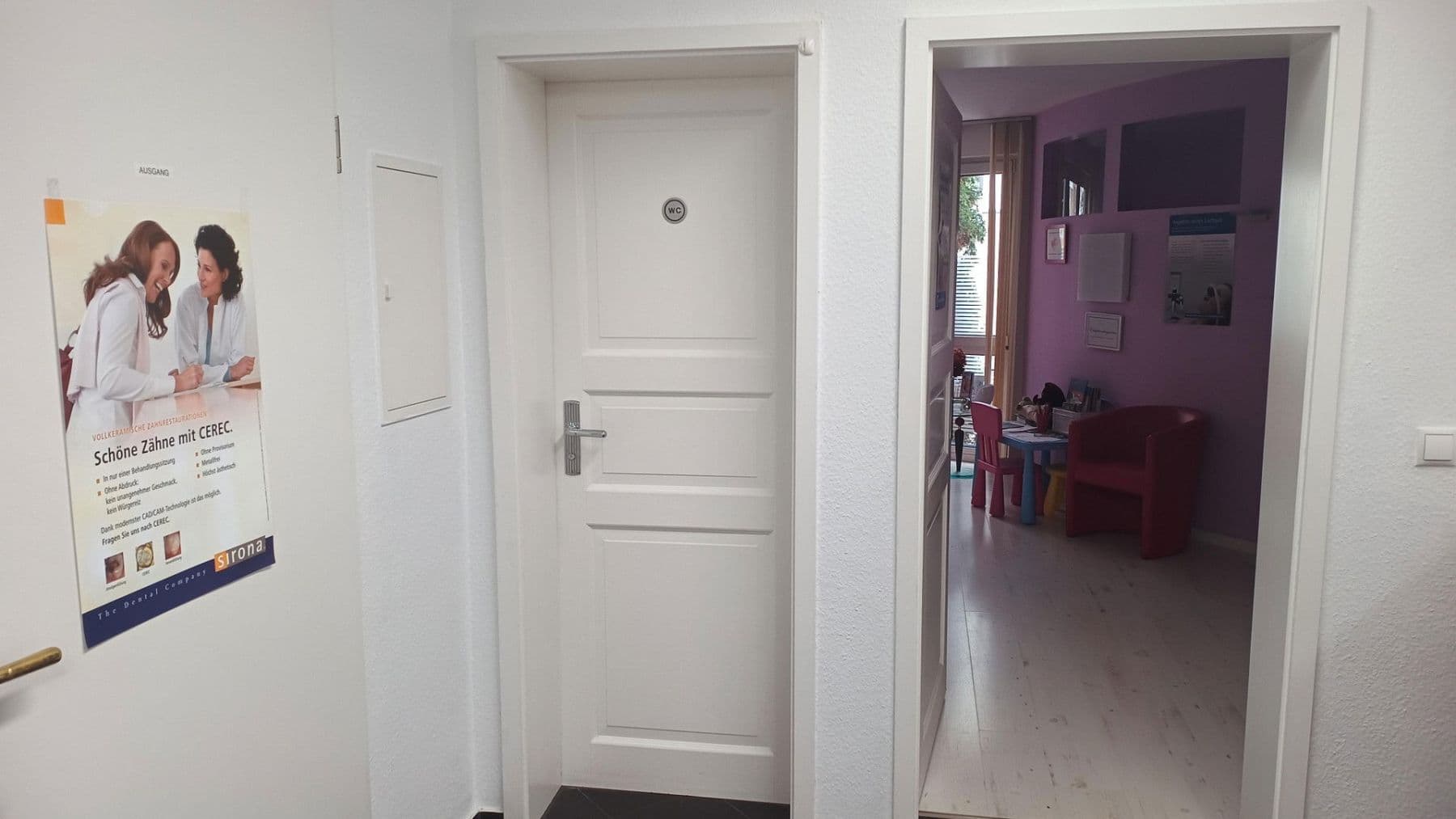 Prenájom kancelárie 100 m², Schlachtensee, Berlín Prenájom kancelárie 100 m², Schlachtensee, Berlín