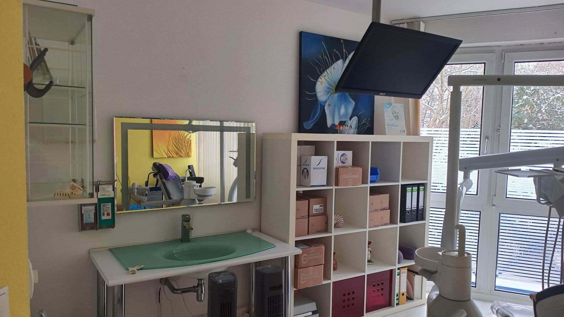 Prenájom kancelárie 100 m², Schlachtensee, Berlín Prenájom kancelárie 100 m², Schlachtensee, Berlín