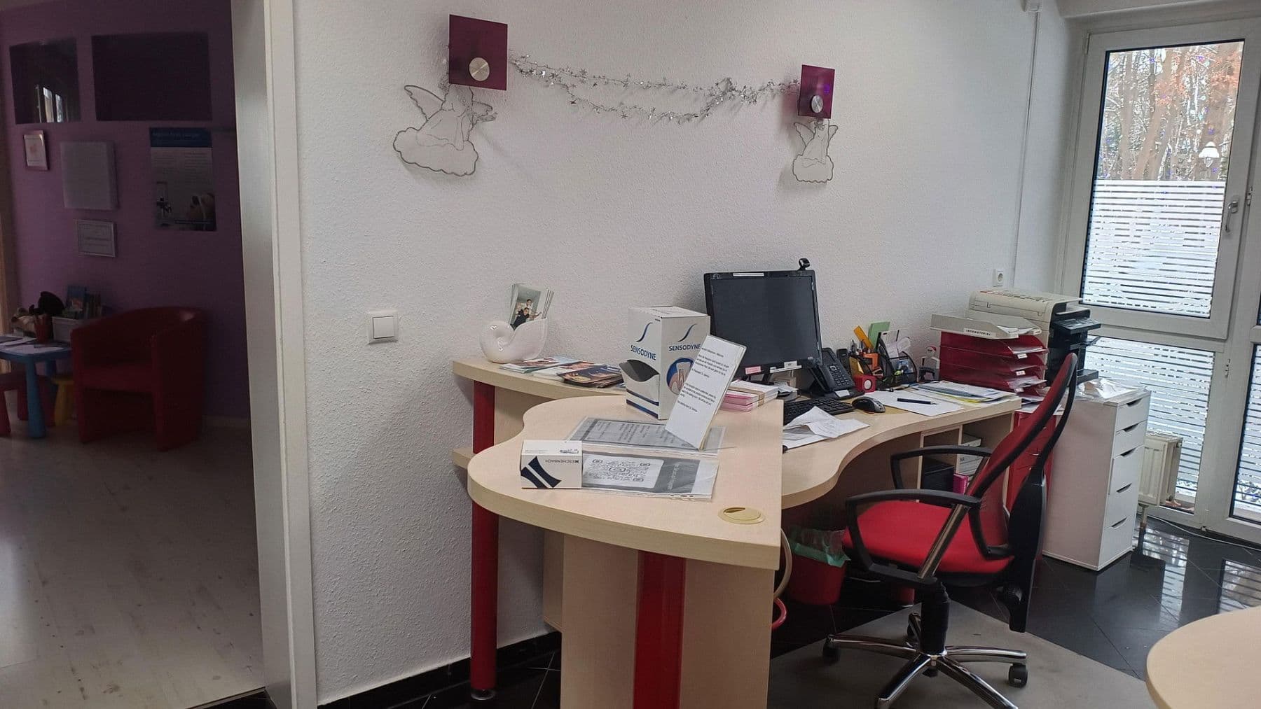 Prenájom kancelárie 100 m², Schlachtensee, Berlín Prenájom kancelárie 100 m², Schlachtensee, Berlín