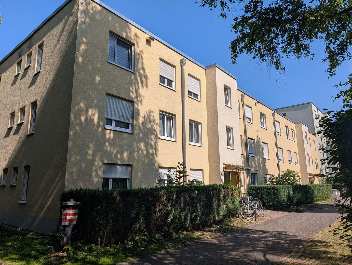 Prenájom bytu 5-izbový 104 m², Ingolstädter Straße 209, München, Bavorsko Prenájom bytu 5-izbový 104 m², Ingolstädter Straße 209, München, Bavorsko