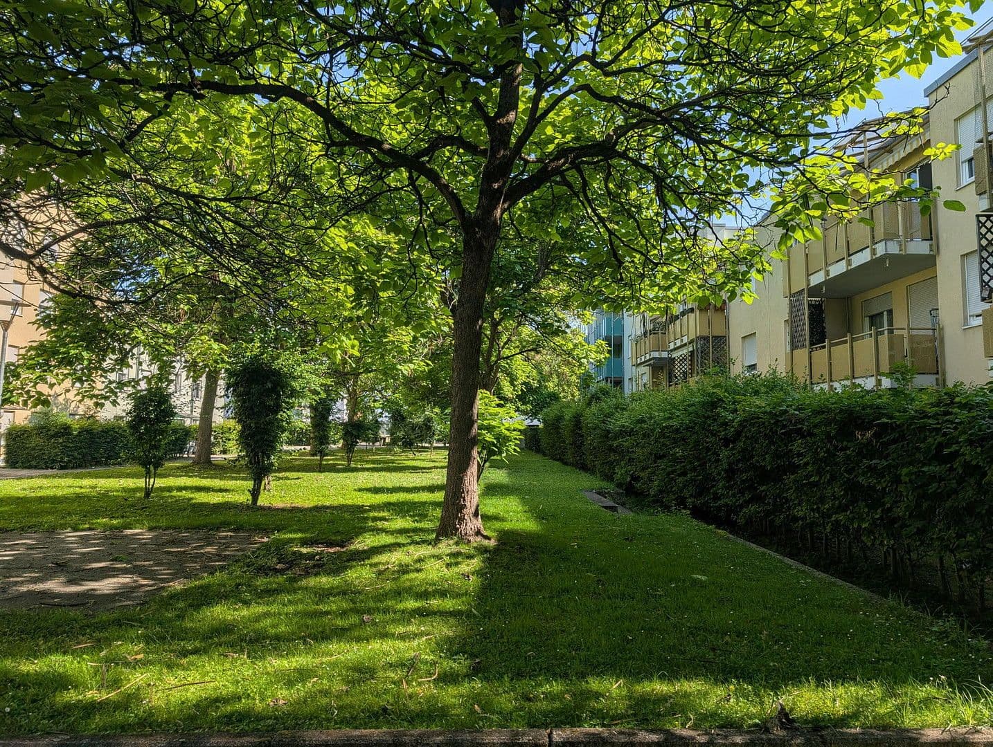 Prenájom bytu 5-izbový 104 m², Ingolstädter Straße 209, München, Bavorsko Prenájom bytu 5-izbový 104 m², Ingolstädter Straße 209, München, Bavorsko