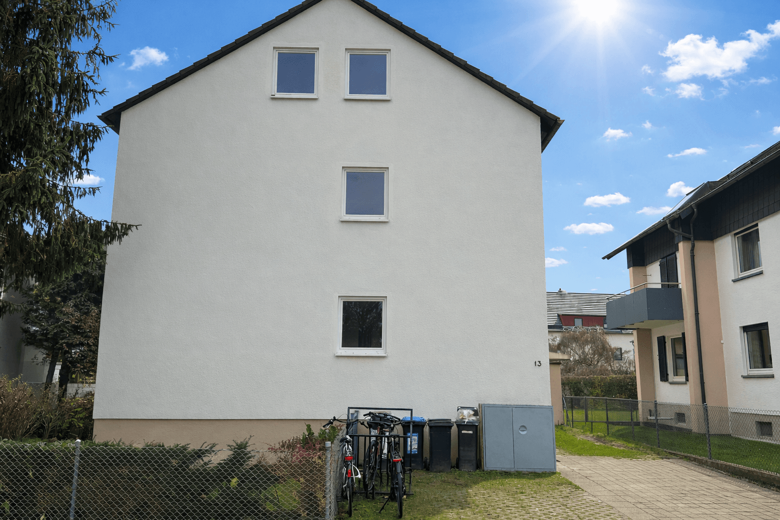 Predaj domu 273 m², pozemek 566 m², Karlsruhe, Bádensko-Wurttembersko Predaj domu 273 m², pozemek 566 m², Karlsruhe, Bádensko-Wurttembersko
