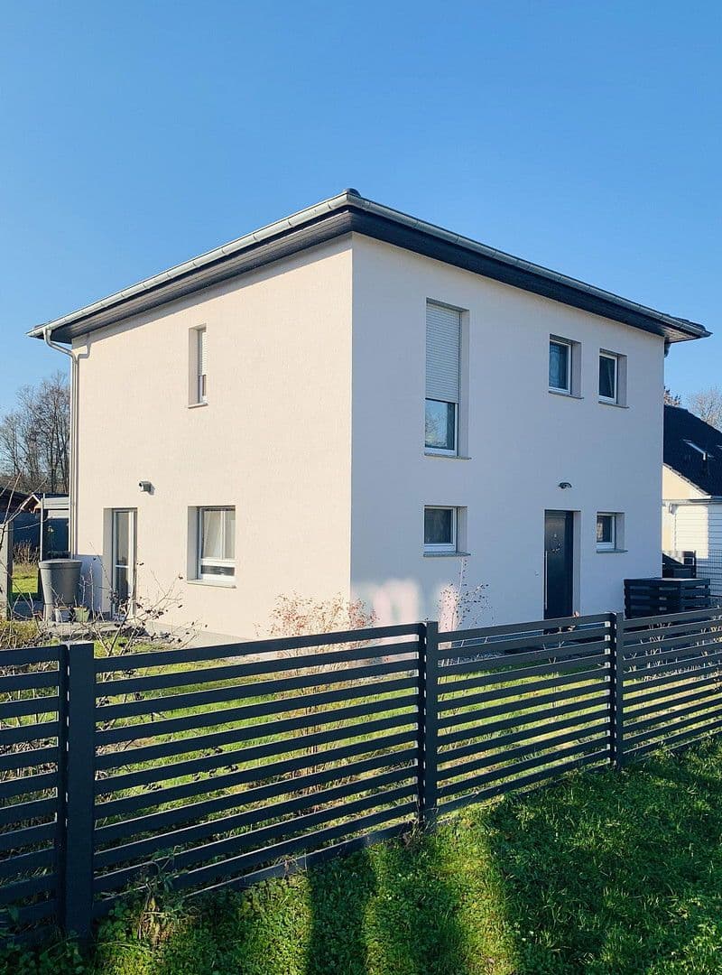 Predaj domu 107 m², pozemek 920 m², Beeskow, Brandenbursko Predaj domu 107 m², pozemek 920 m², Beeskow, Brandenbursko