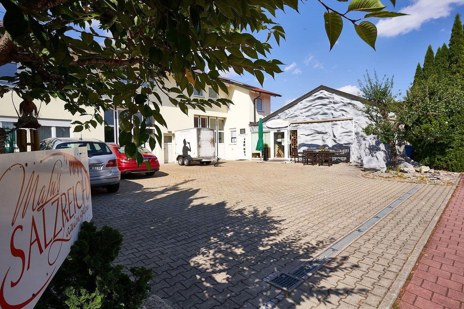 Predaj domu 271 m², pozemek 2.024 m², Lauingen (Donau), Bavorsko Predaj domu 271 m², pozemek 2.024 m², Lauingen (Donau), Bavorsko