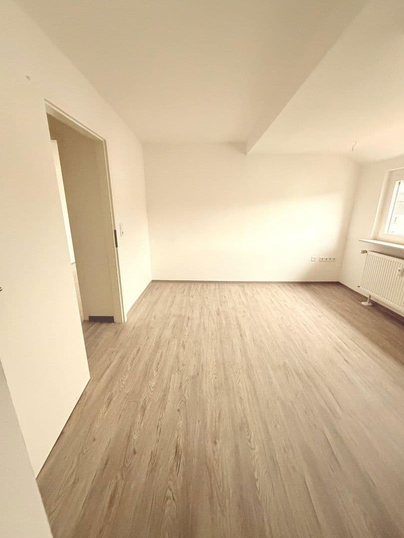 Prenájom bytu 4-izbový 155 m², Hintere Dorfstraße 27, Sulzbach am Main, Bavorsko Prenájom bytu 4-izbový 155 m², Hintere Dorfstraße 27, Sulzbach am Main, Bavorsko