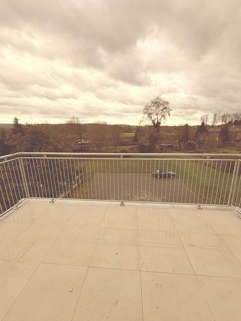 Prenájom bytu 4-izbový 155 m², Hintere Dorfstraße 27, Sulzbach am Main, Bavorsko Prenájom bytu 4-izbový 155 m², Hintere Dorfstraße 27, Sulzbach am Main, Bavorsko