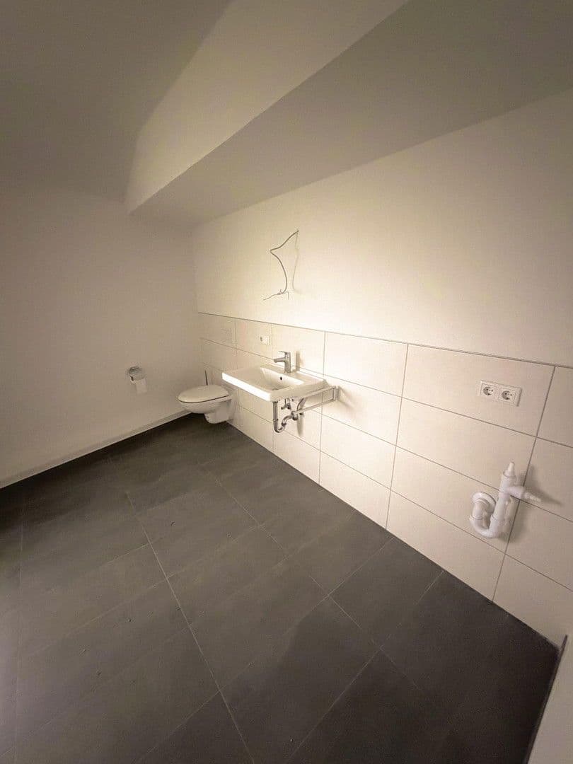 Prenájom bytu 4-izbový 155 m², Hintere Dorfstraße 27, Sulzbach am Main, Bavorsko Prenájom bytu 4-izbový 155 m², Hintere Dorfstraße 27, Sulzbach am Main, Bavorsko