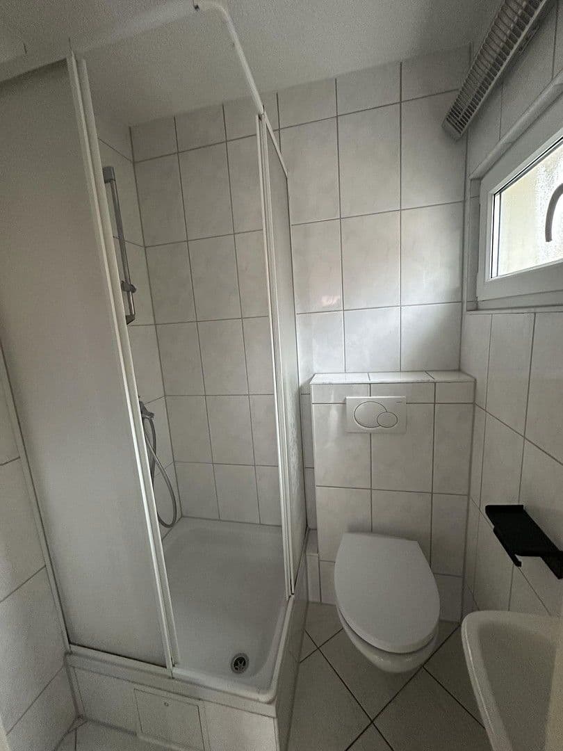 Prenájom domu 128 m², pozemek 71 m², Stuttgart, Bádensko-Wurttembersko Prenájom domu 128 m², pozemek 71 m², Stuttgart, Bádensko-Wurttembersko